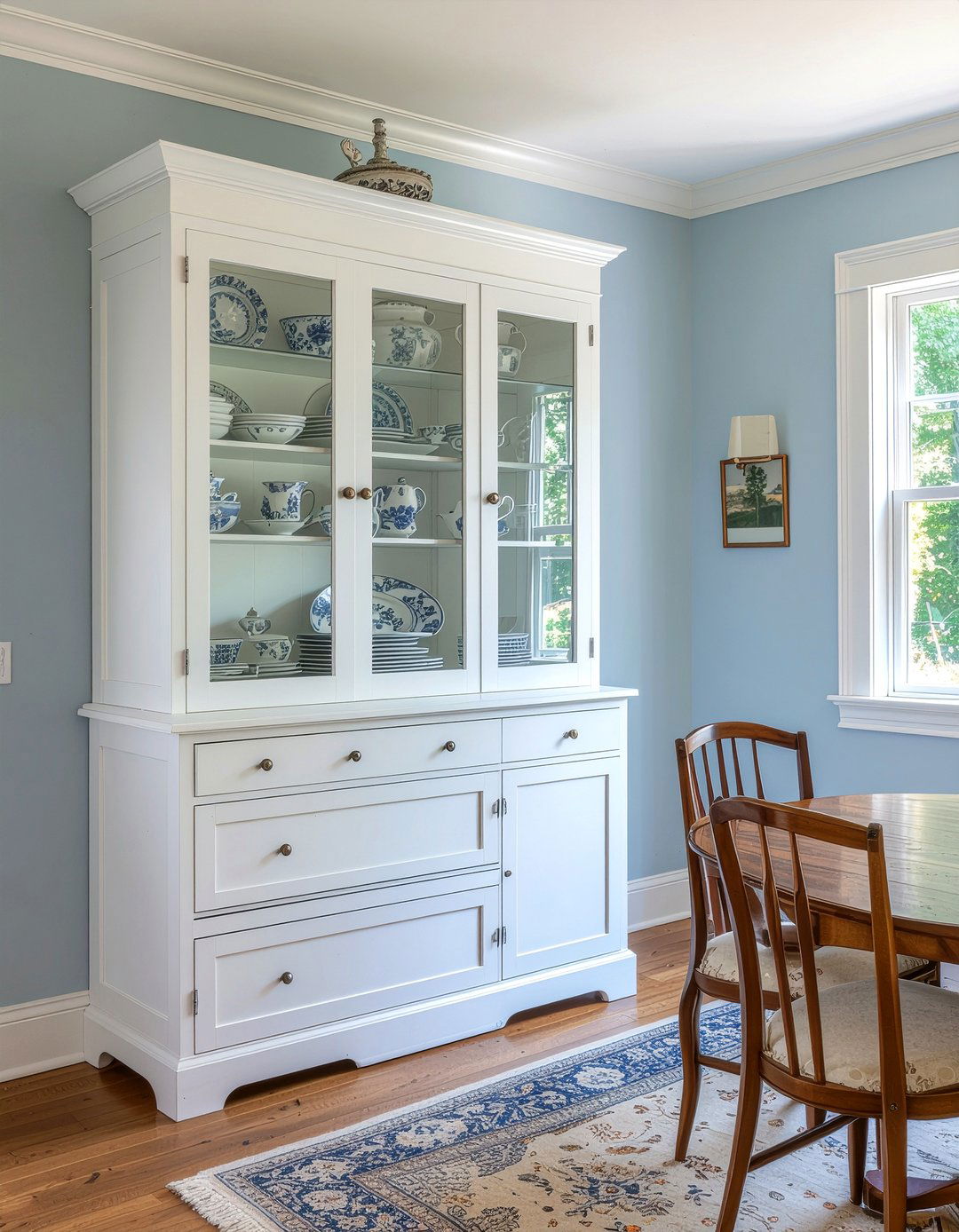 Edwardian dining room built in cabinet - 30 Edwardian dining room ideas