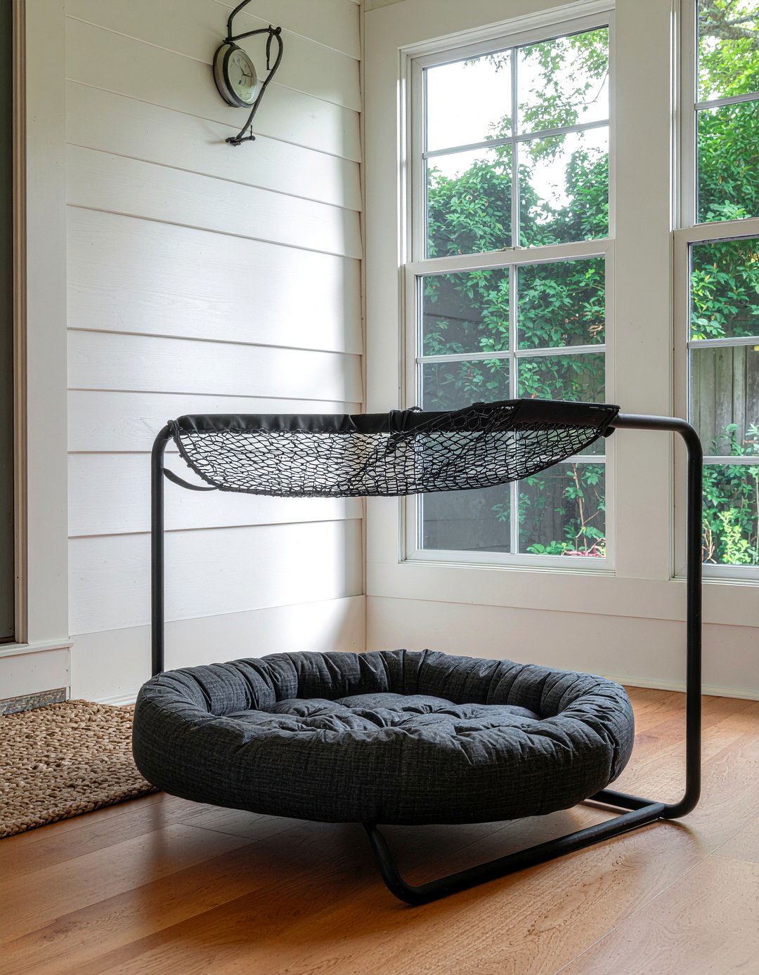 Elevated dog bed - 30 dog bedroom ideas
