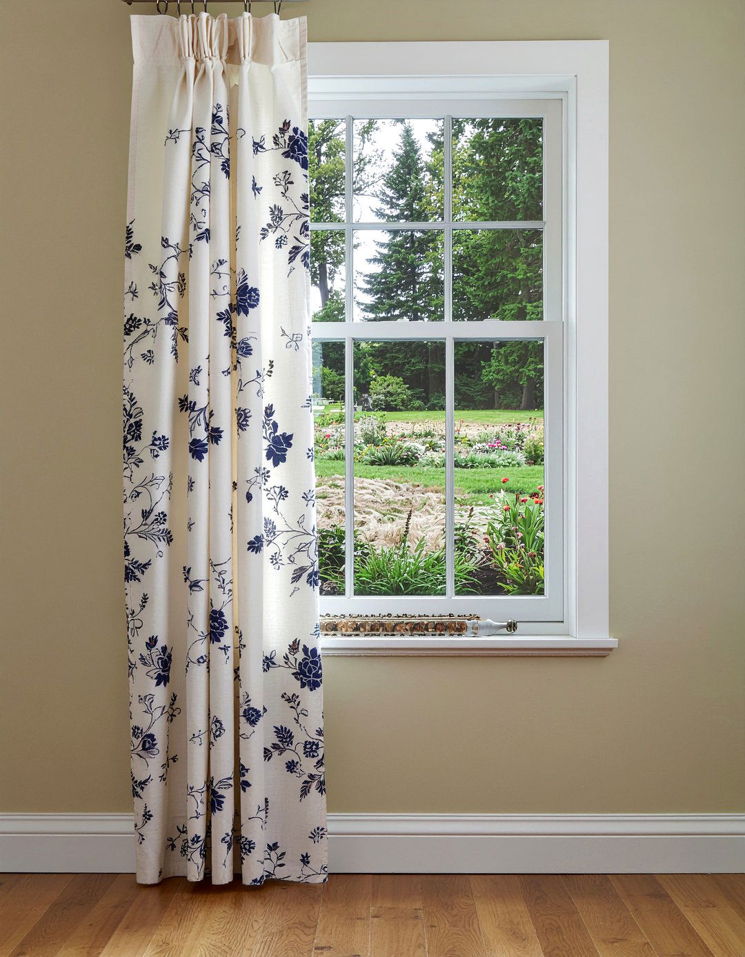 Embroidered window curtains - 30 bedroom curtains