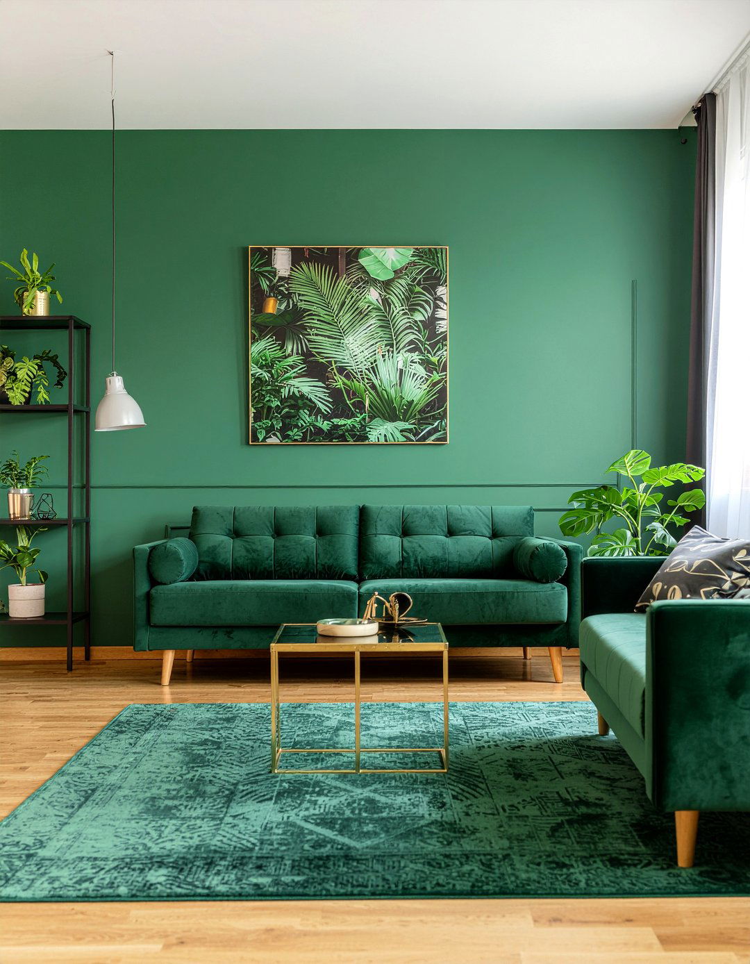 Emerald Green Living Room - 30 bold color living room ideas
