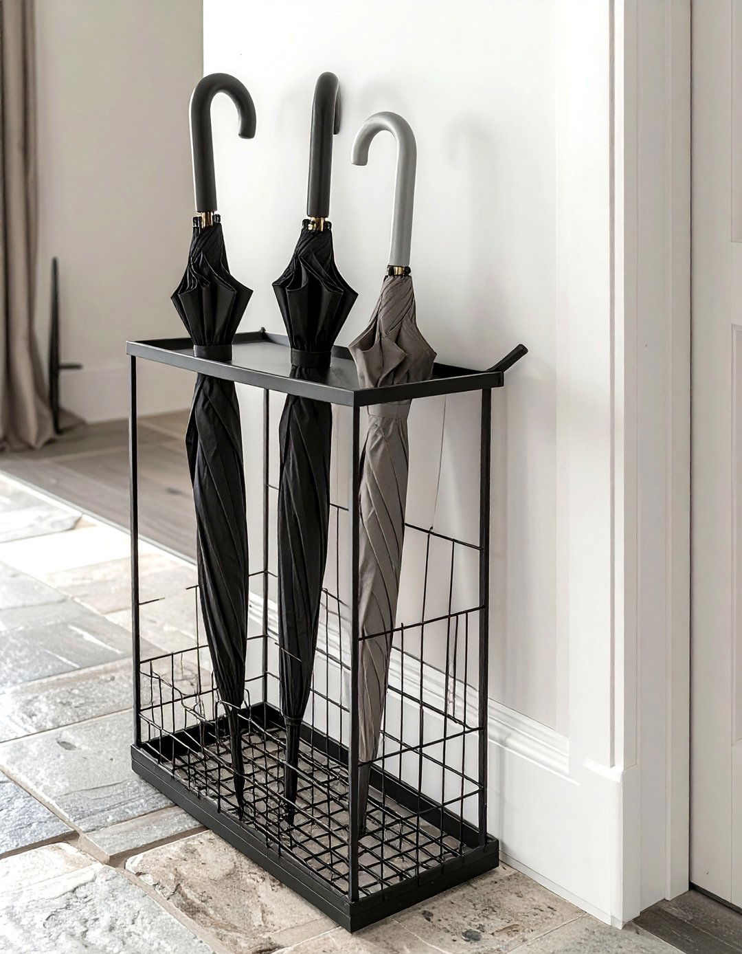 Entryway umbrella stand - 30 wire basket ideas