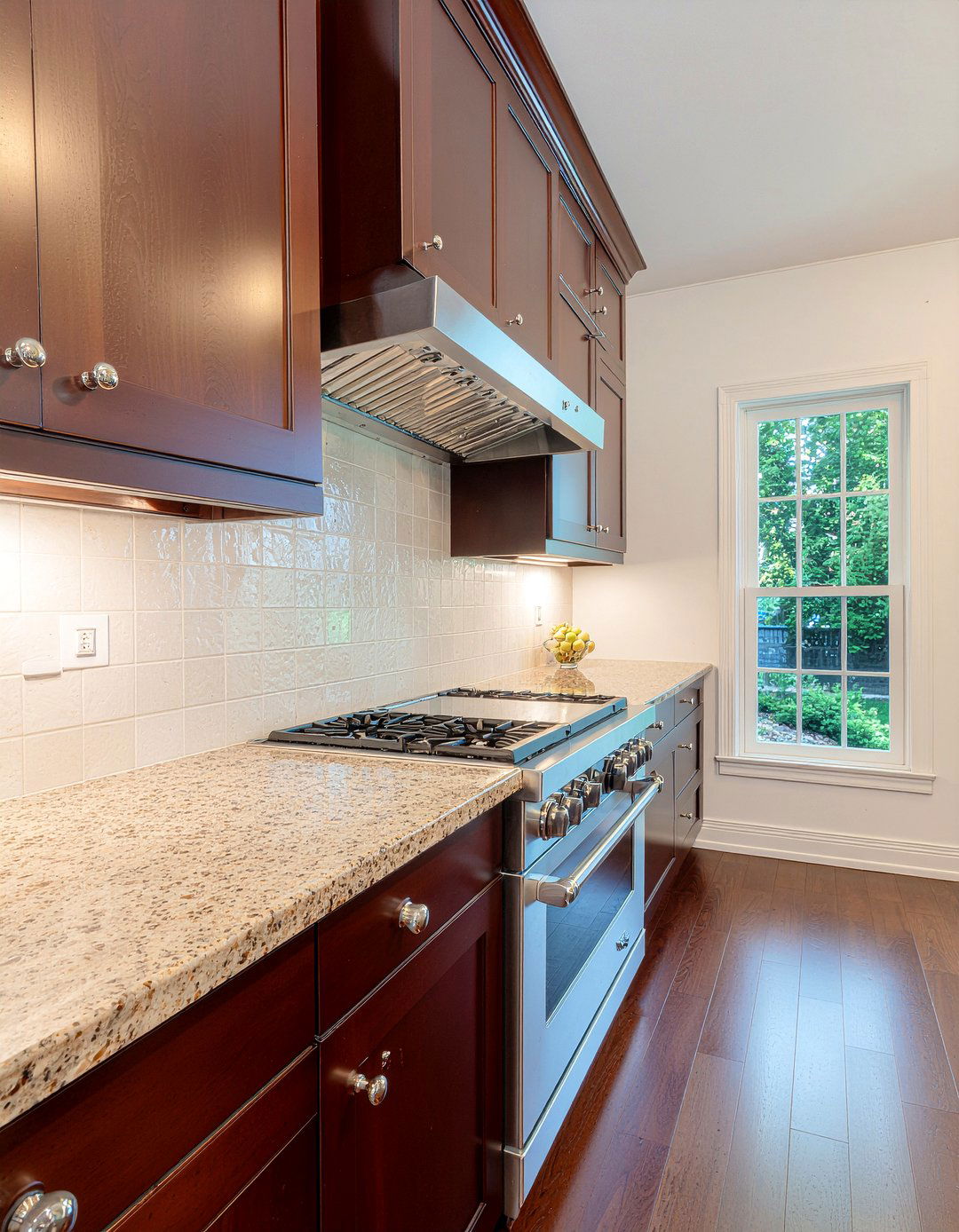 Espresso Kitchen Cabinets - 30 dark wood kitchen ideas