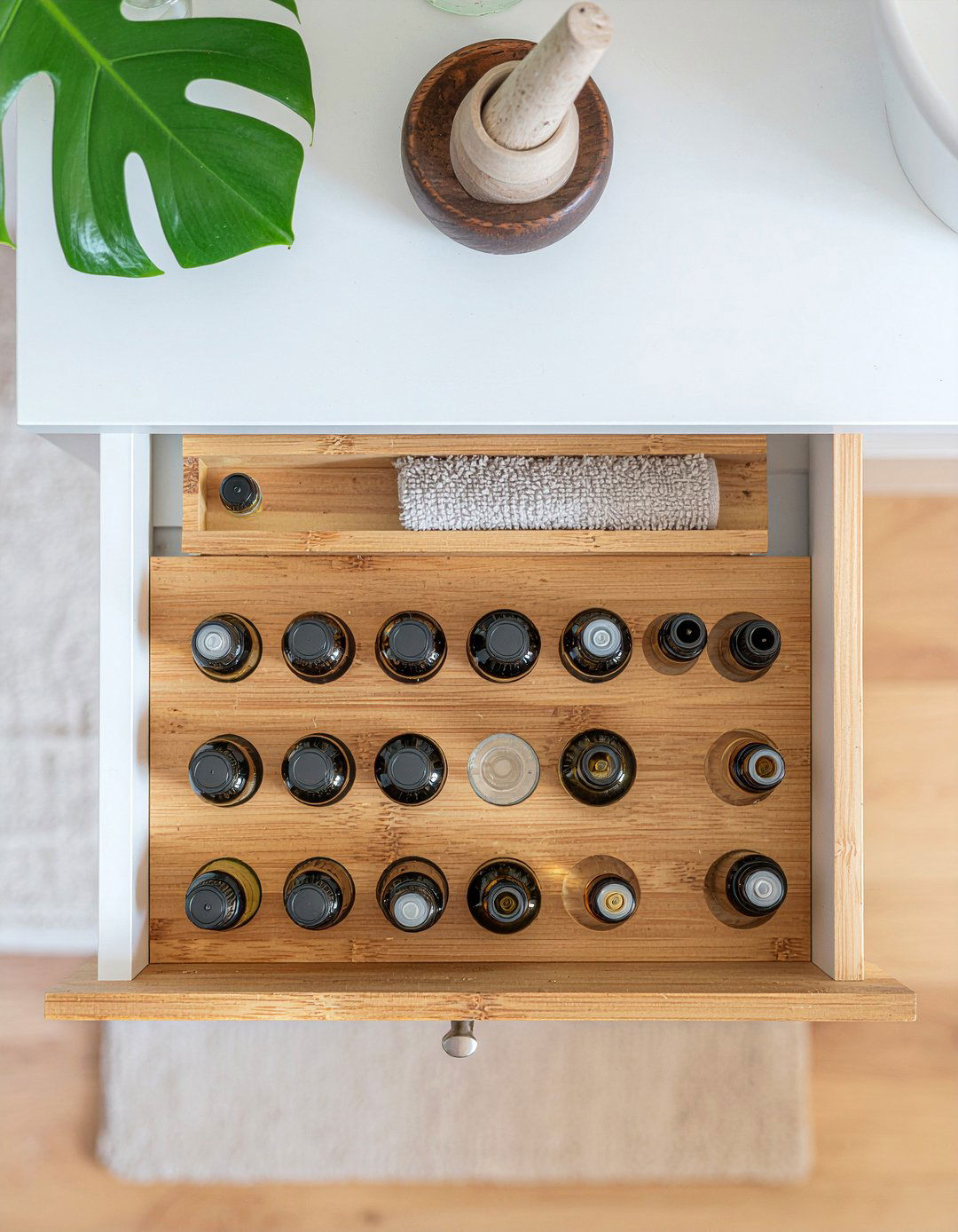 Essential Oil Storage - 30 bathroom drawer organizer ideas