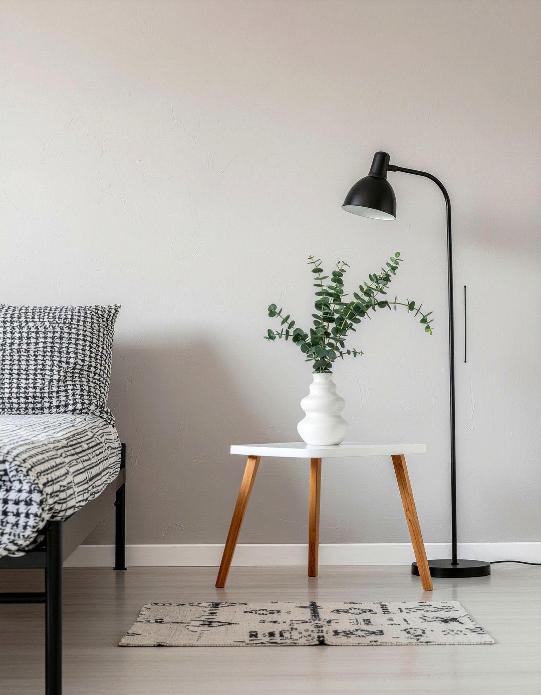 Eucalyptus Stem Vase - 30 bedroom faux flowers