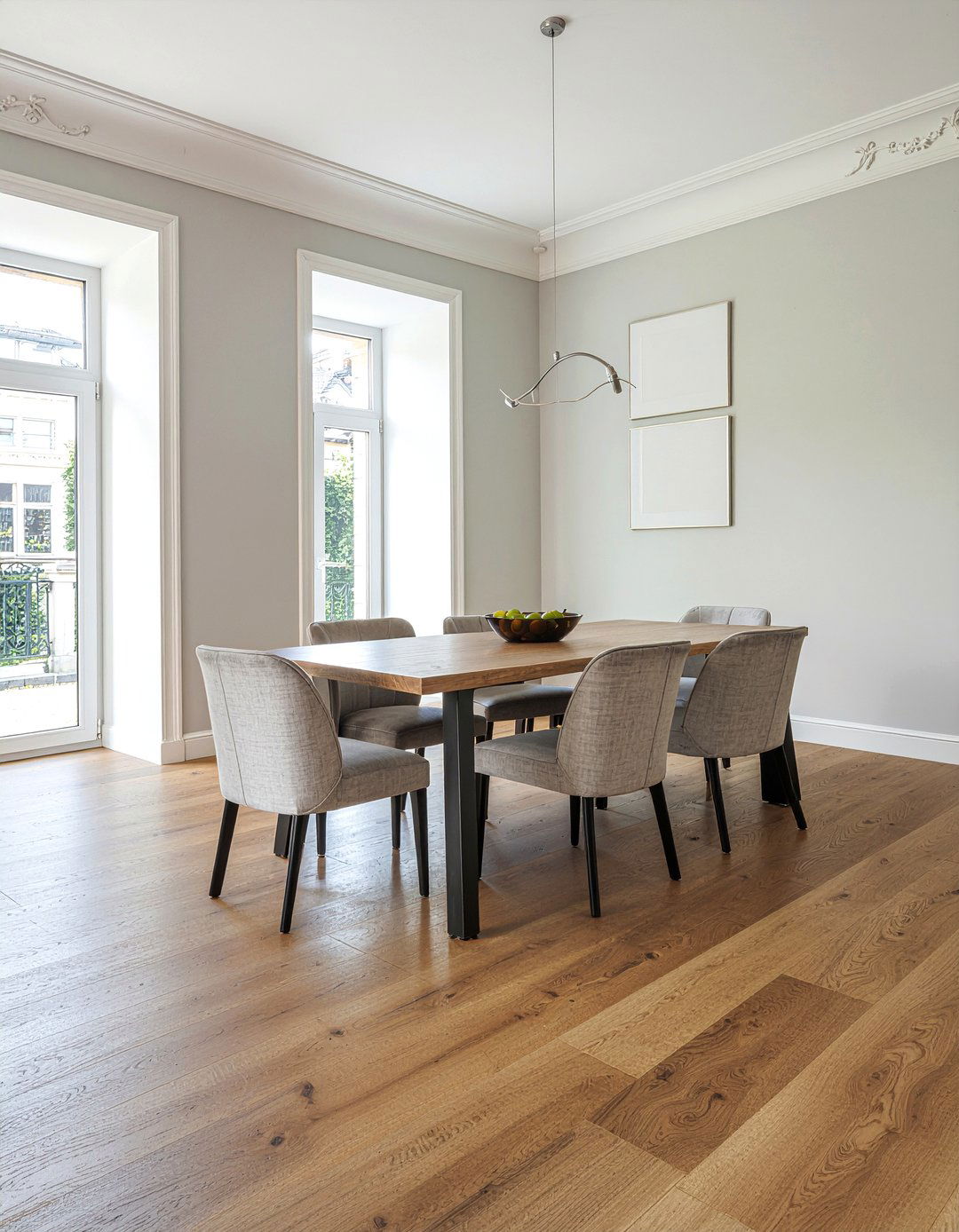 European Oak Laminate Flooring - 30 dining room laminate floor ideas