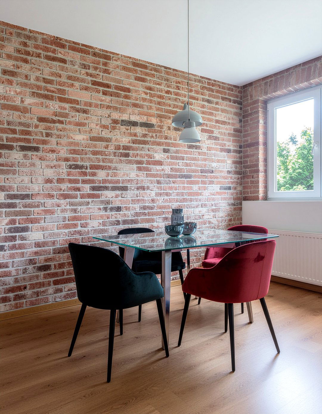 Exposed Brick Dining Room Wall - 30 Georgetown dining room ideas