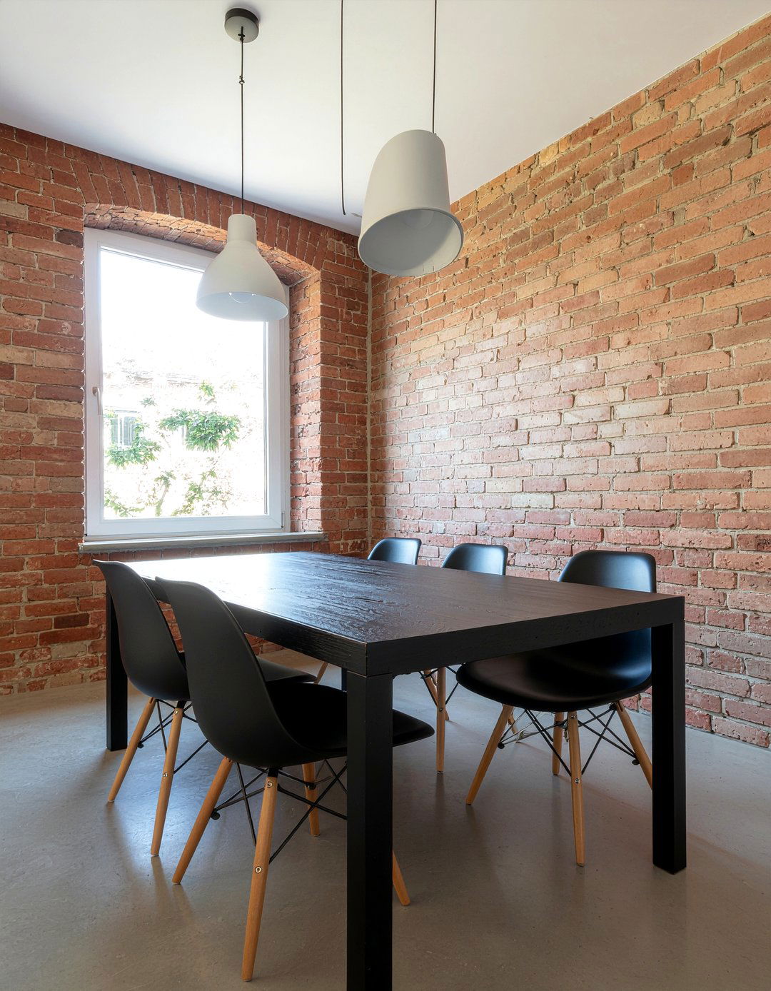 30 Restored Dining Room Ideas to Revive Your Home's Charm