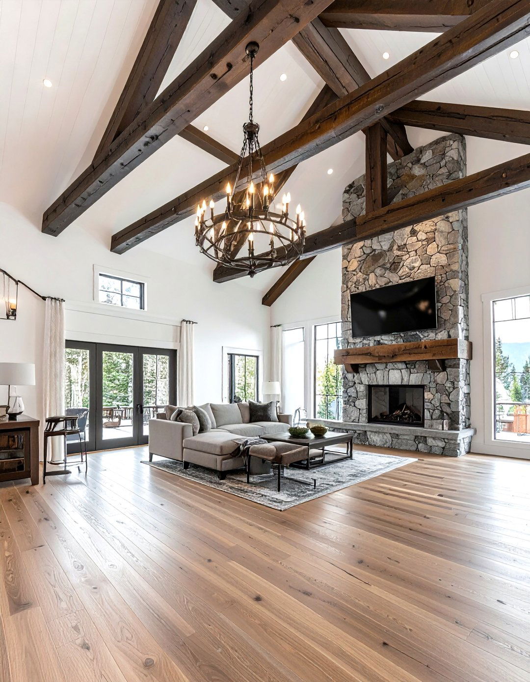 Exposed ceiling beams - 30 mountain decor ideas