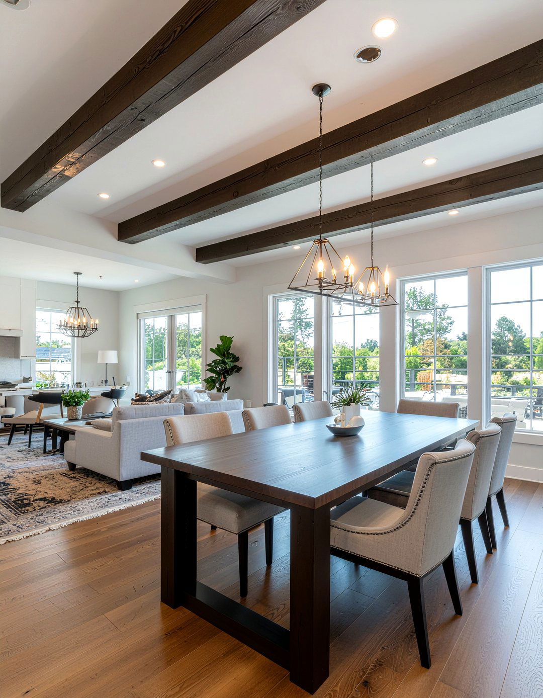 Exposed ceiling beams - 30 rich dining room ideas