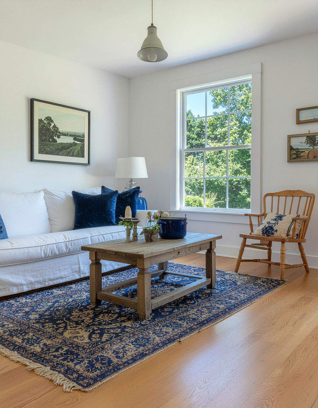 Farmhouse Antique Living Room - 30 antique living room ideas