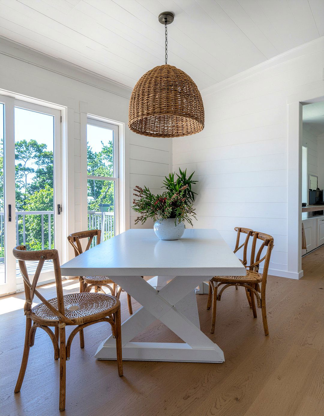 Farmhouse Coastal Dining Room Decor - 30 beach house dining room ideas