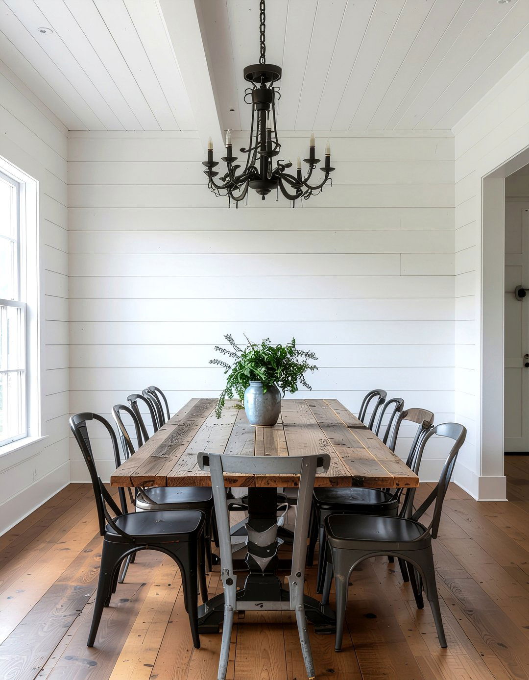 Farmhouse Dining Style - 30 dining room intimate gathering ideas
