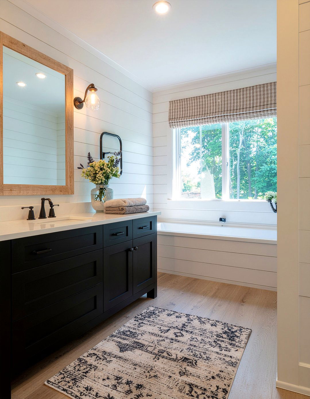 Farmhouse Laminate Flooring Bathroom - 30 bathroom laminate flooring ideas