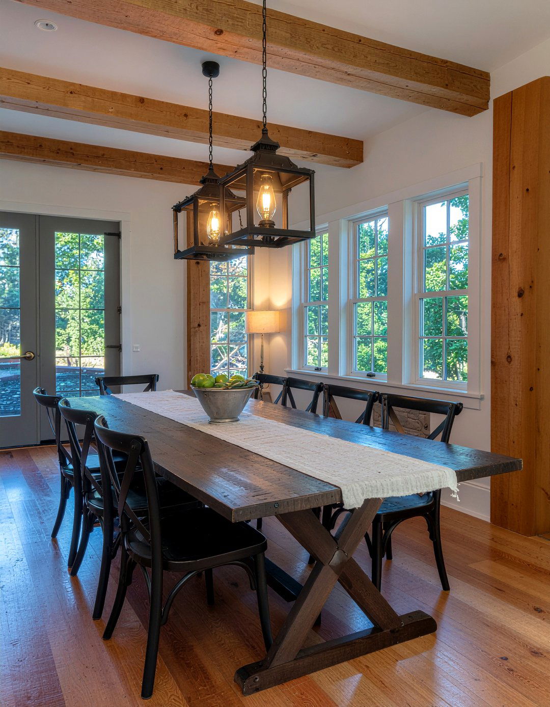 Farmhouse Lantern Pendant - 30 dining room pendant ideas