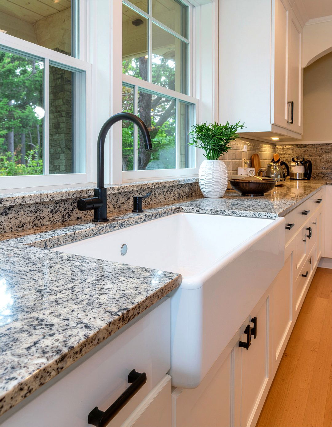 Farmhouse Sink - 30 chef's kitchen ideas