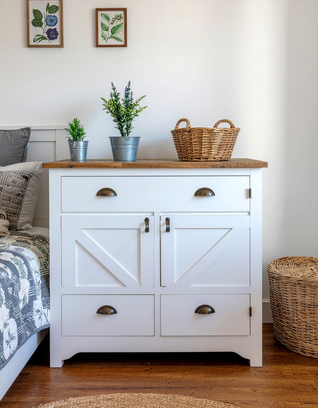 Farmhouse Storage Chest - 30 bedroom storage trunks