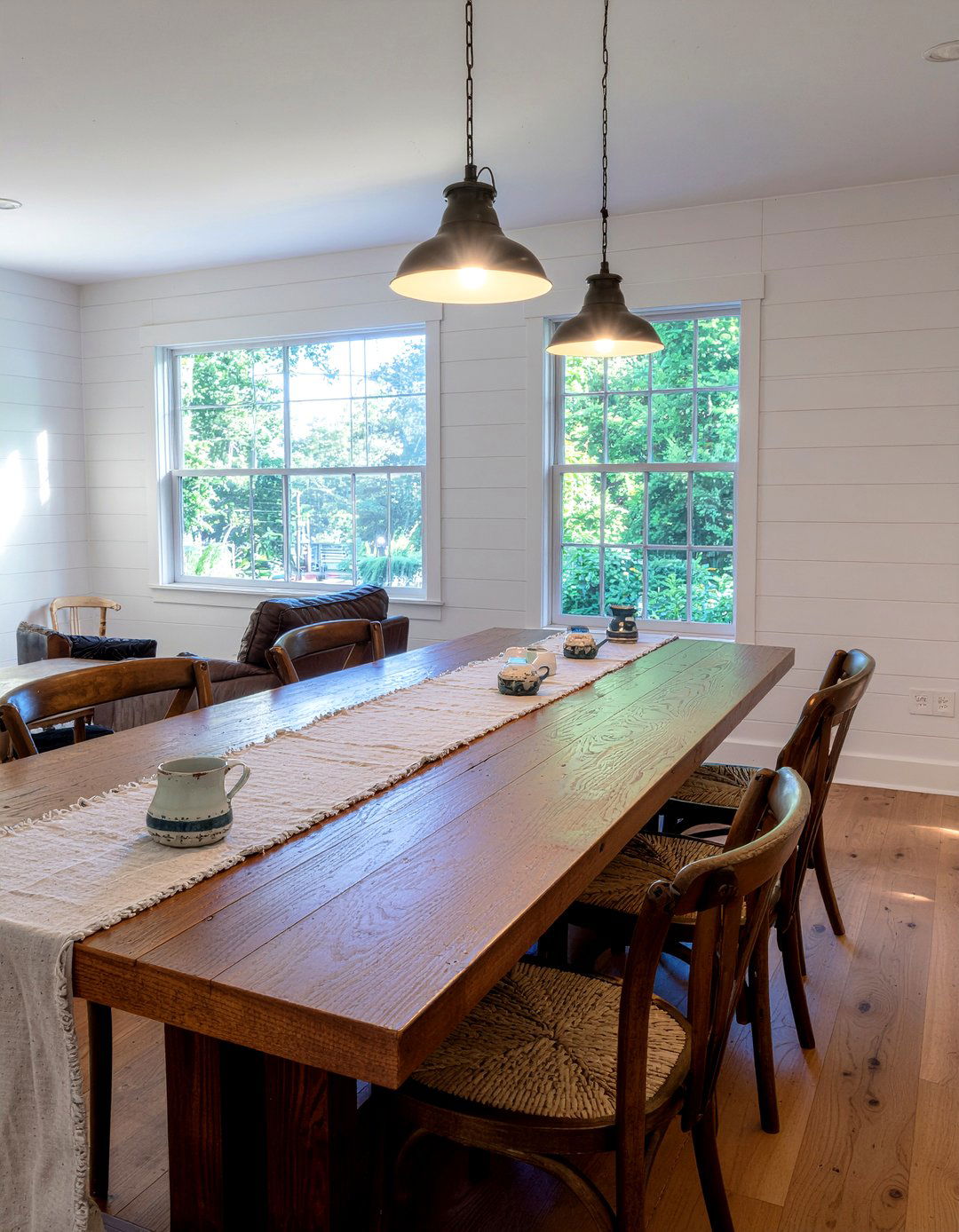 Farmhouse Style Dining Room - 30 Atlanta dining room ideas