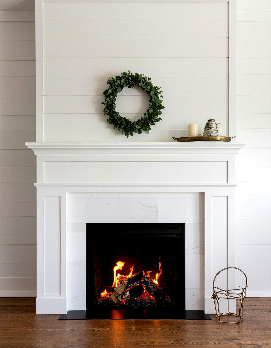 Farmhouse fireplace - 30 living room mantel styling ideas