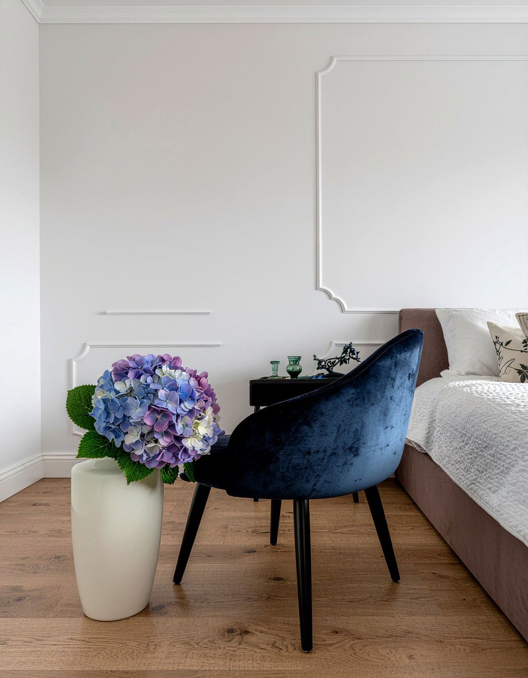 Faux Hydrangea Bloom - 30 bedroom faux flowers