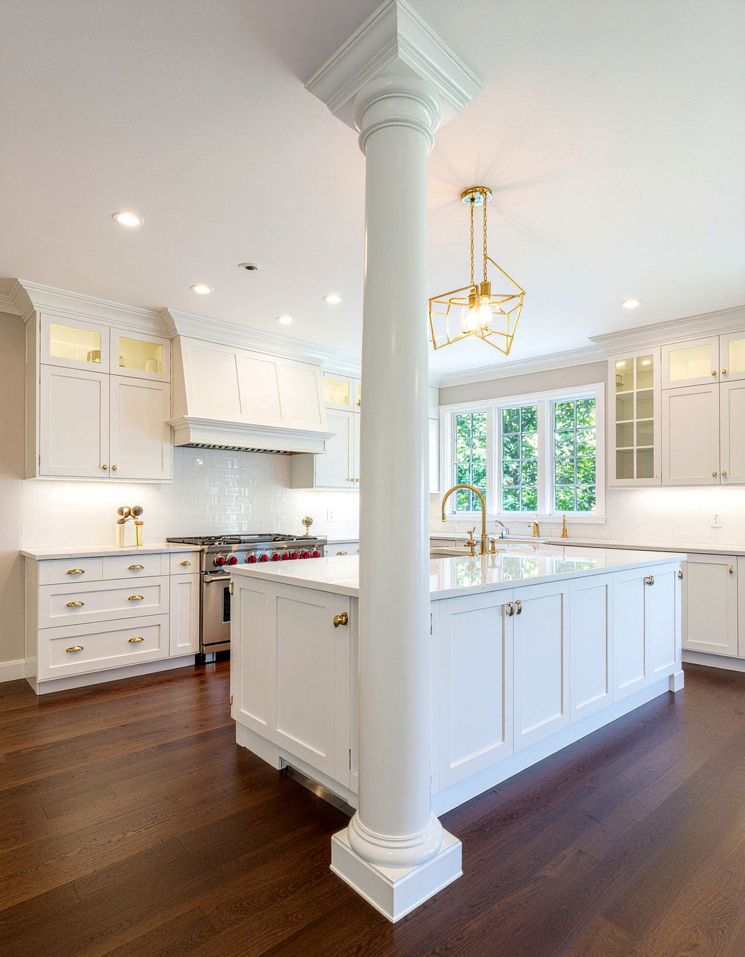 Faux kitchen column - 30 kitchen column ideas