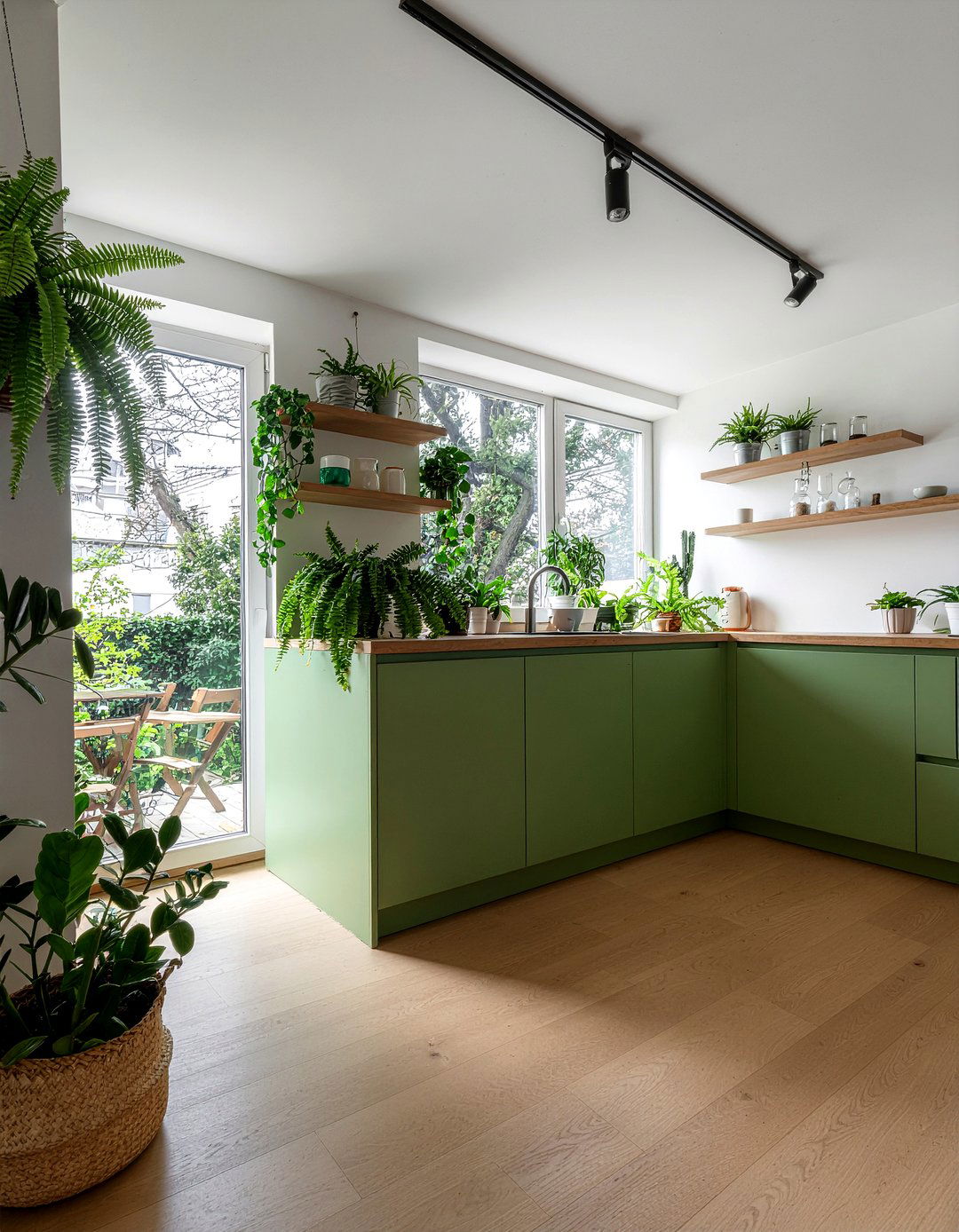 Fern green kitchen cabinets - 30 green kitchen cabinet ideas