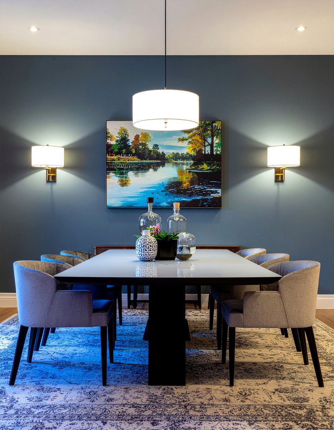 Fine art dining space - 30 luxury dining room ideas
