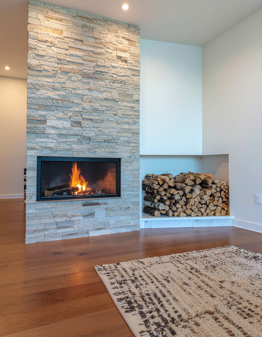 Fireplace Alcove - 30 living room niche ideas