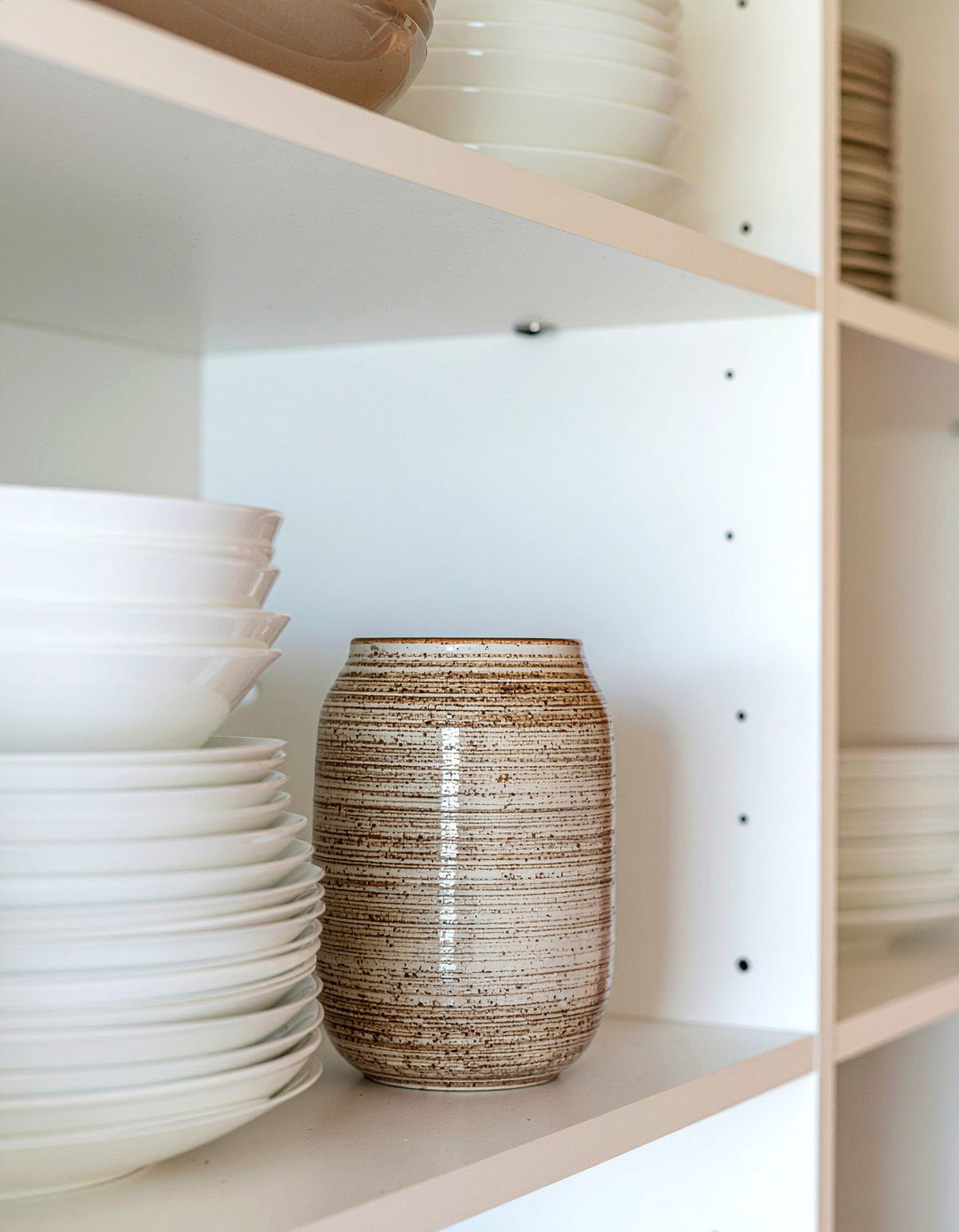 Floating Shelf Vase - 30 kitchen vase ideas