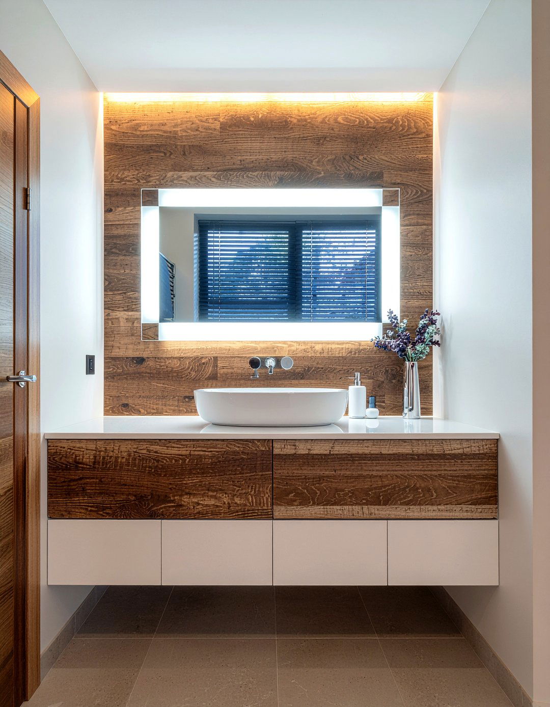 Floating Vanity - 30 master bathroom layout ideas