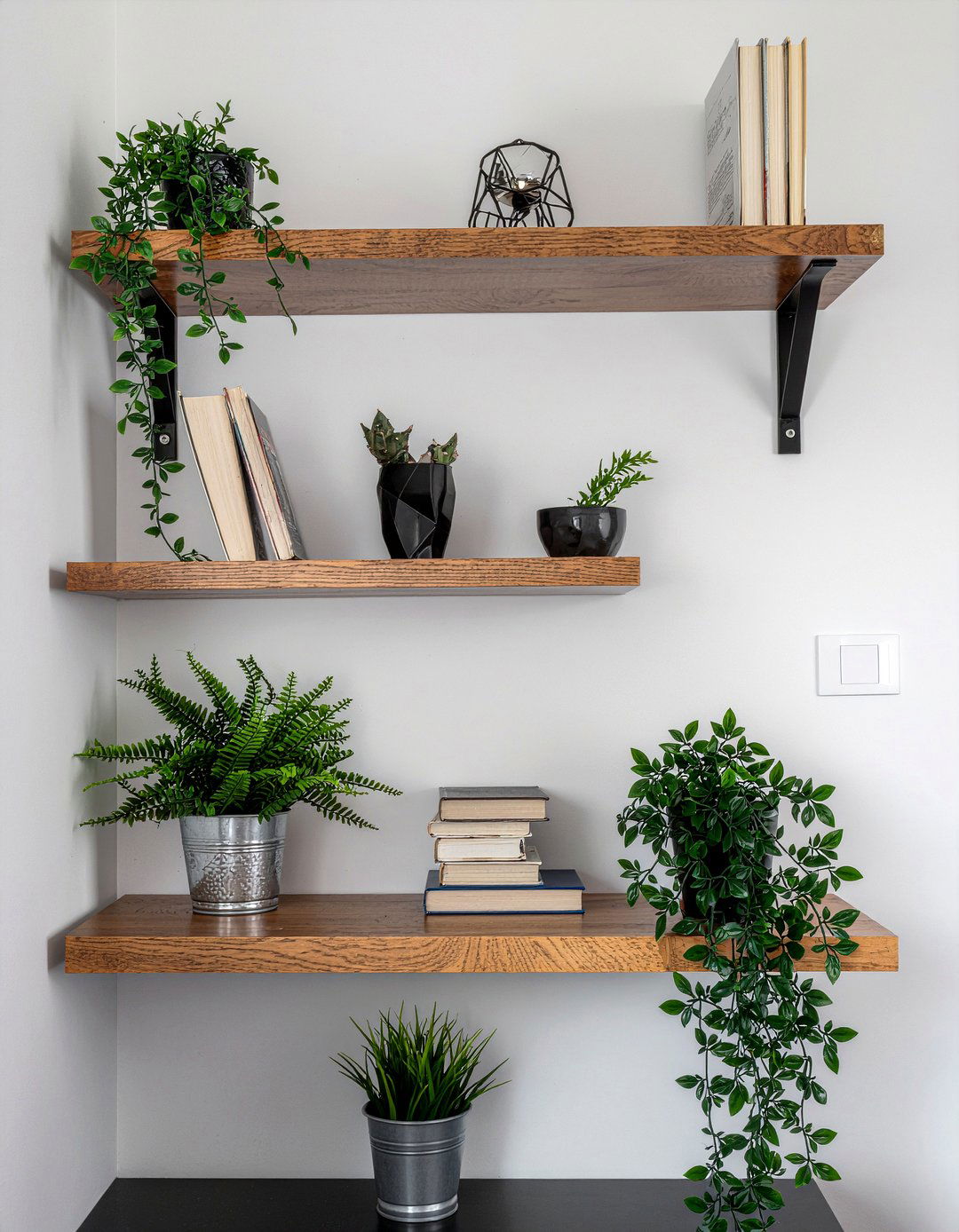 Floating adjustable shelving - 30 bedroom adjustable furniture ideas