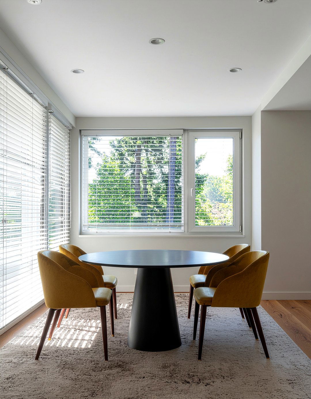 Floating ceiling cornice - 30 dining room cornice ideas