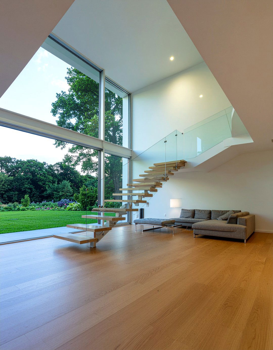 Floating staircase living area - 30 double height living room ideas