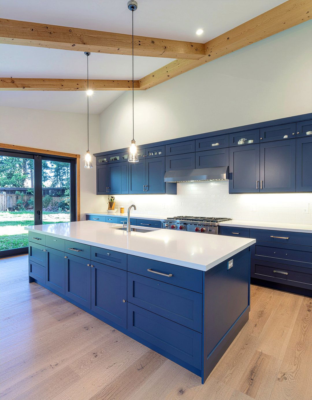 Floor To Ceiling Cabinets - 30 kitchen vaulted ceiling ideas