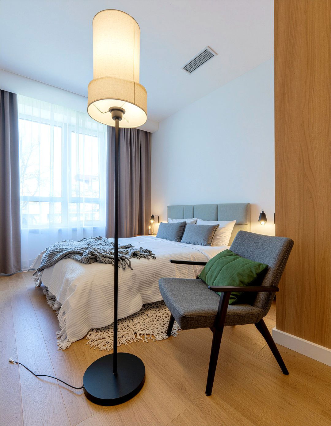 Floor lamp - 30 Korean bedroom ideas