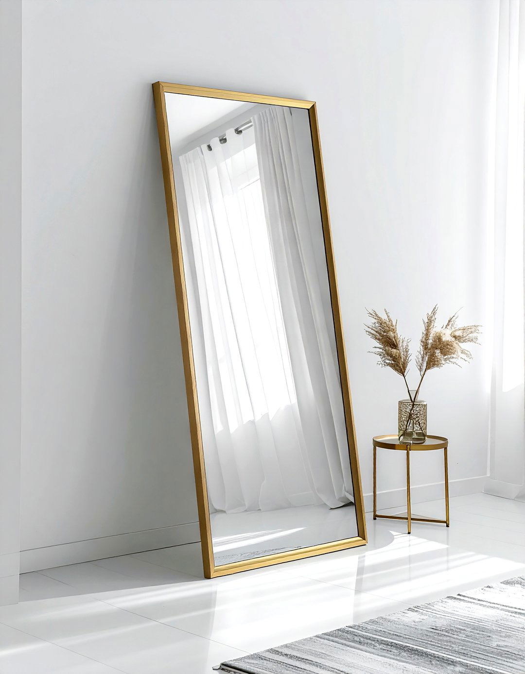 Floor length mirror - 30 new homeowner decor ideas
