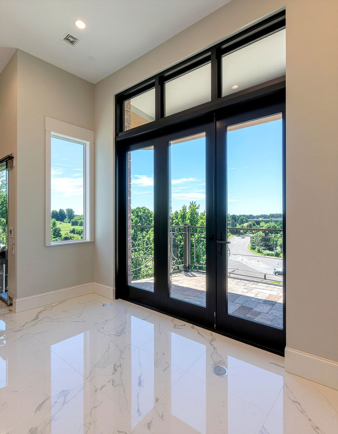 Floor to ceiling bathroom french doors - 30 bathroom French door ideas