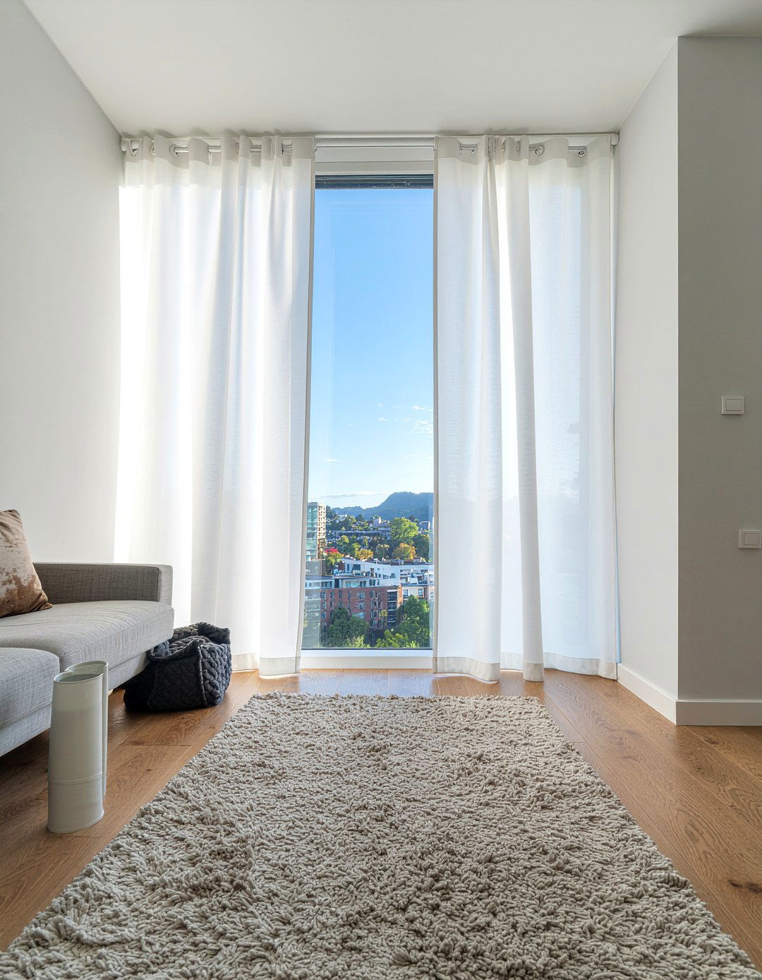 Floor to ceiling curtains - 30 tiny living room ideas