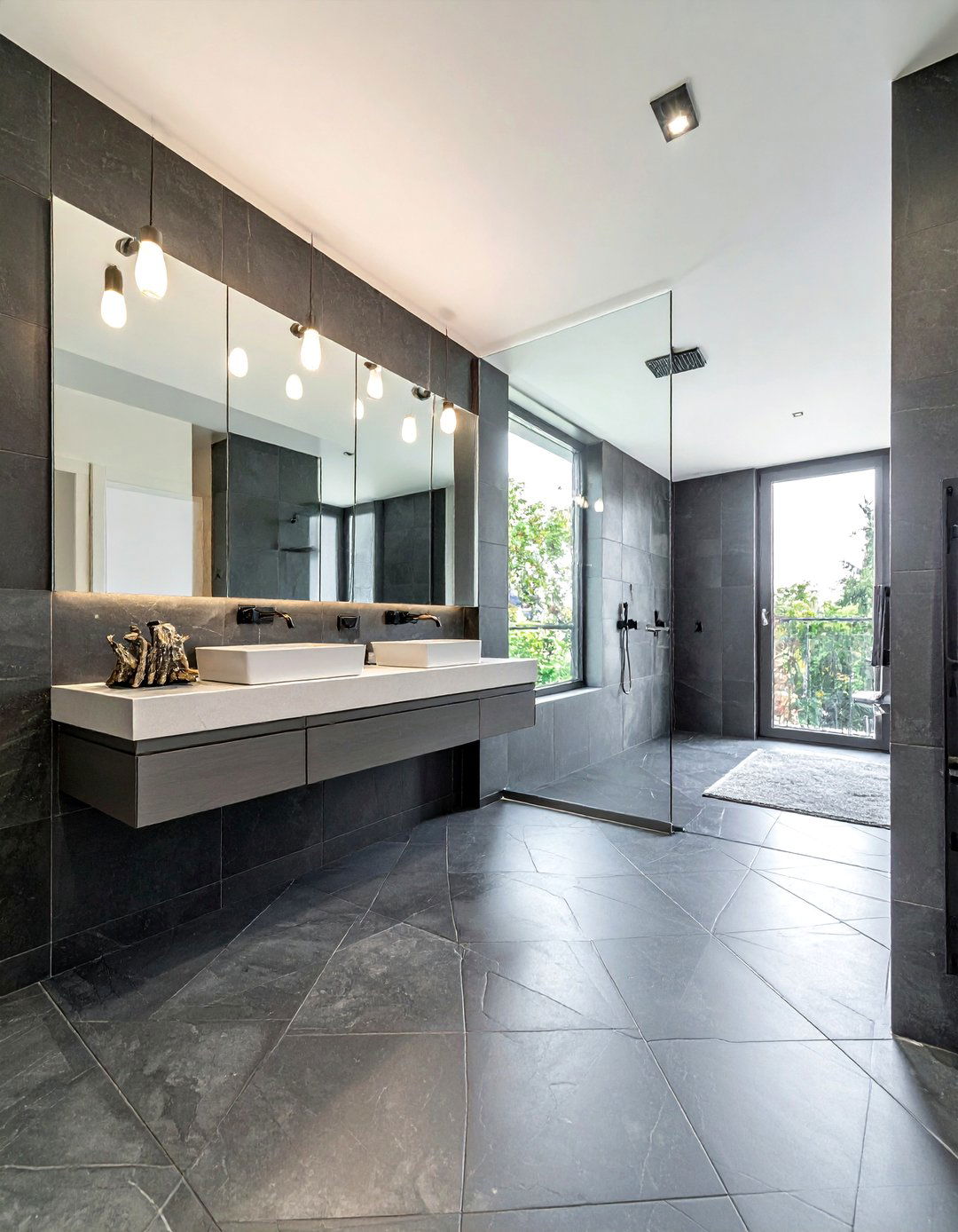 Floor to ceiling tile - 30 dramatic bathroom ideas