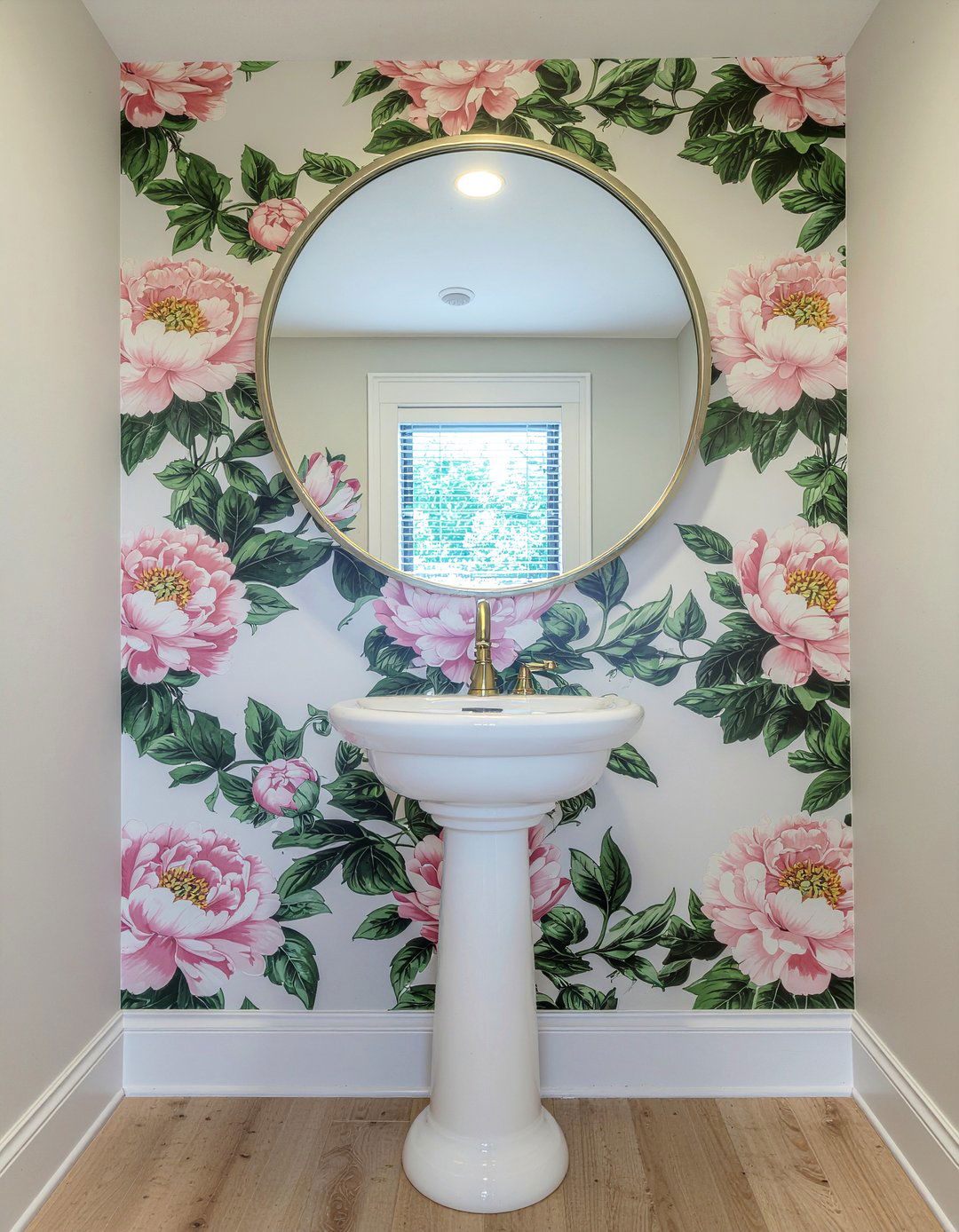 Floral Wallpaper - 30 powder room ideas