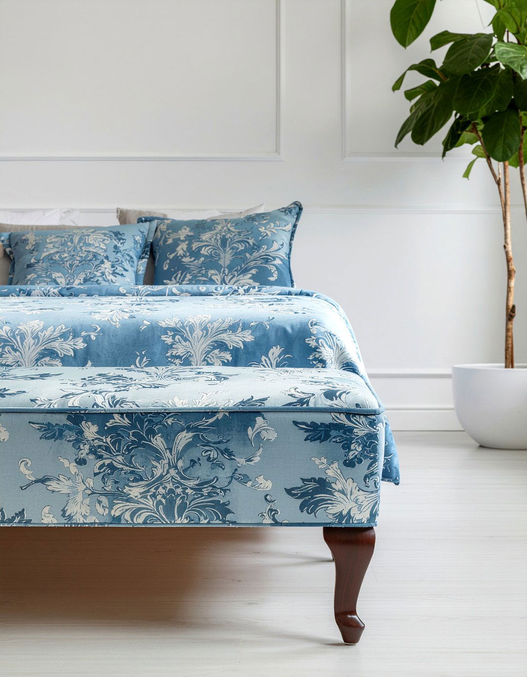 Floral damask fabric - 30 Georgian bedroom ideas