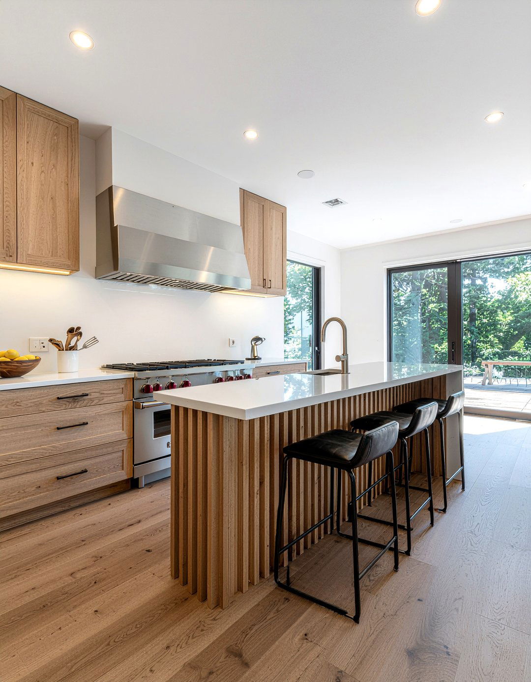 Fluted kitchen island wood paneling - 30 showstopper kitchen ideas