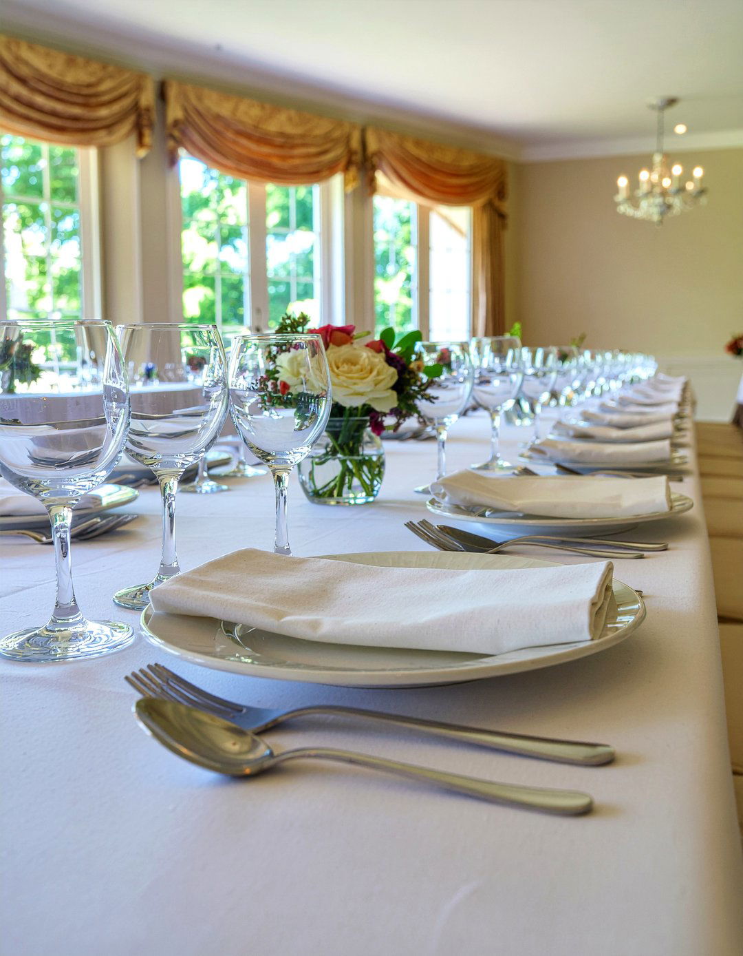 Formal table setting - 30 Georgian dining room ideas