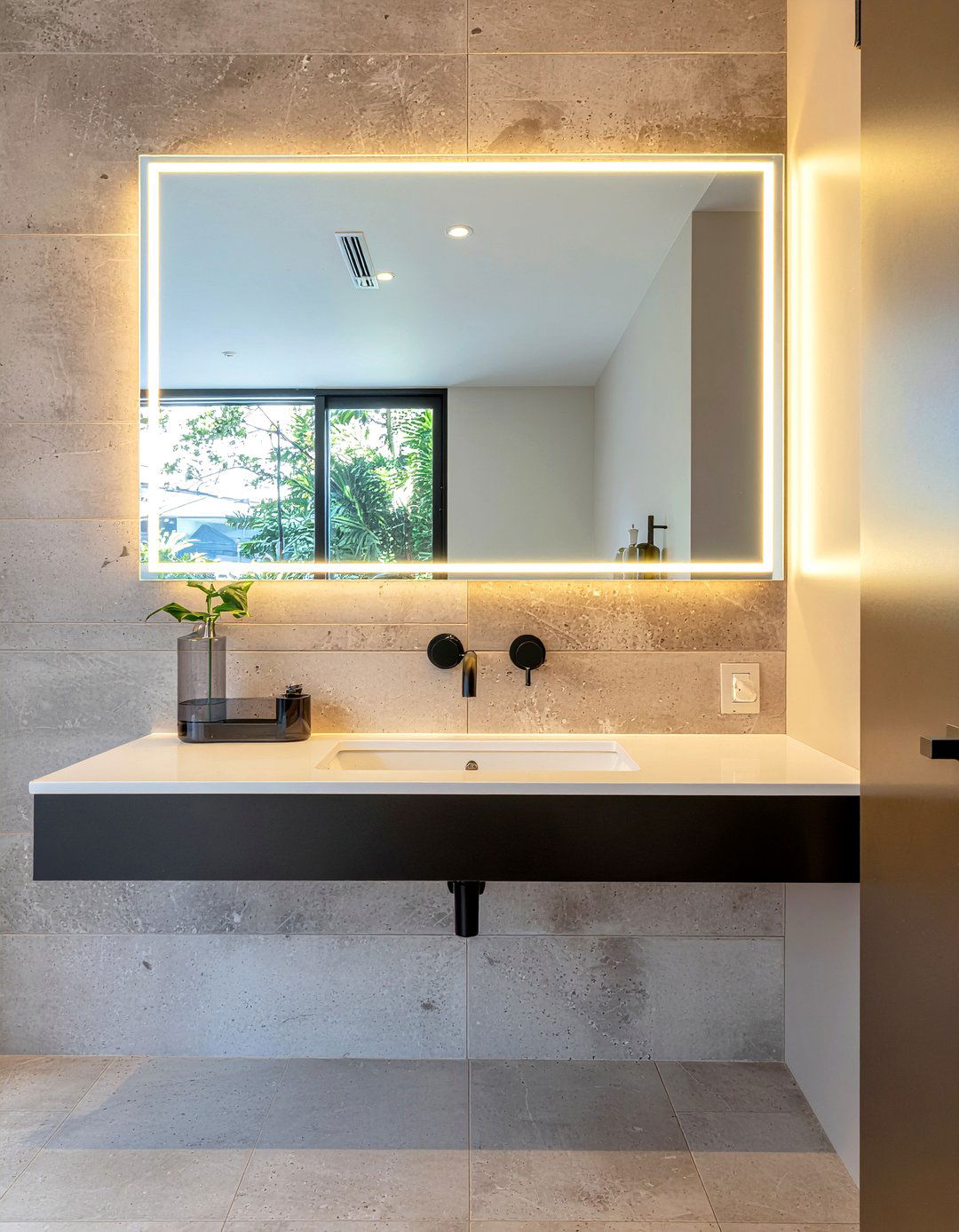 Framed mirror edge light - 30 bathroom accent lighting ideas