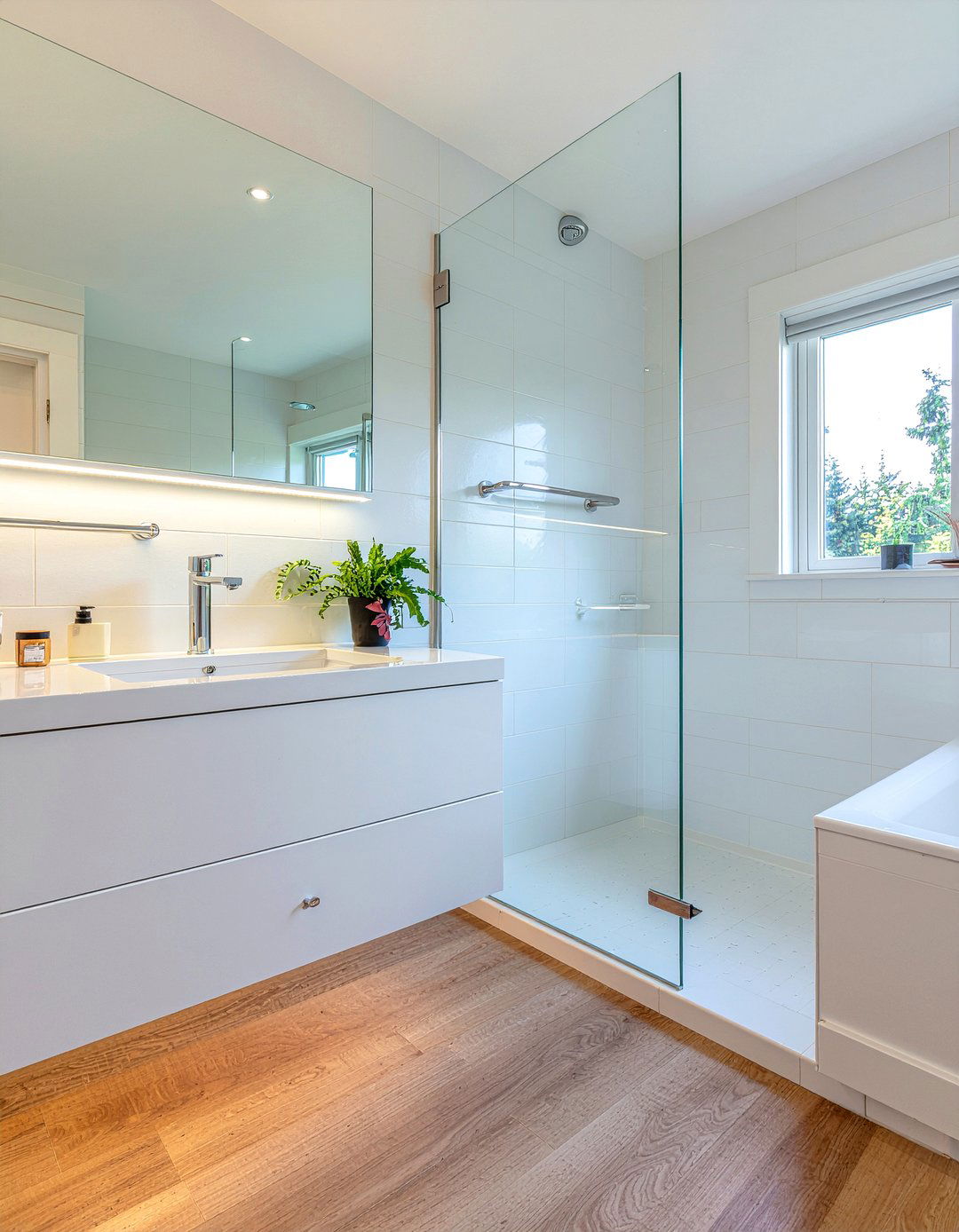 Frameless Mirror Wall Bathroom - 30 mirrored wall bathroom ideas