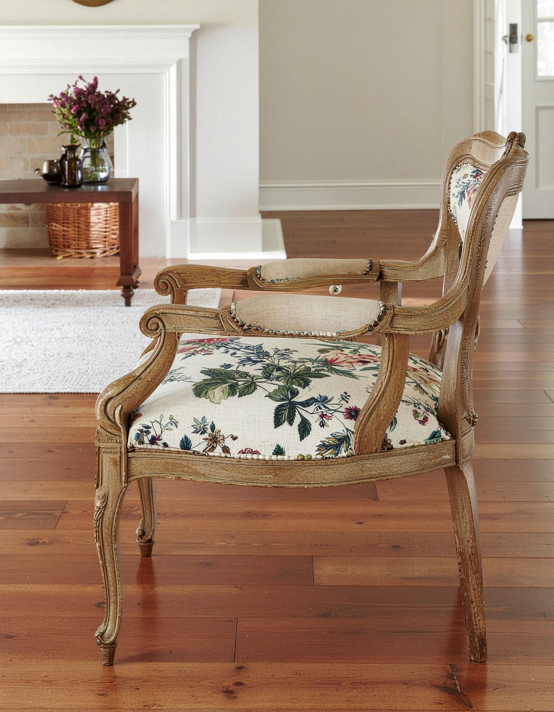 French Country Captain Chairs - 30 captain dining chair ideas