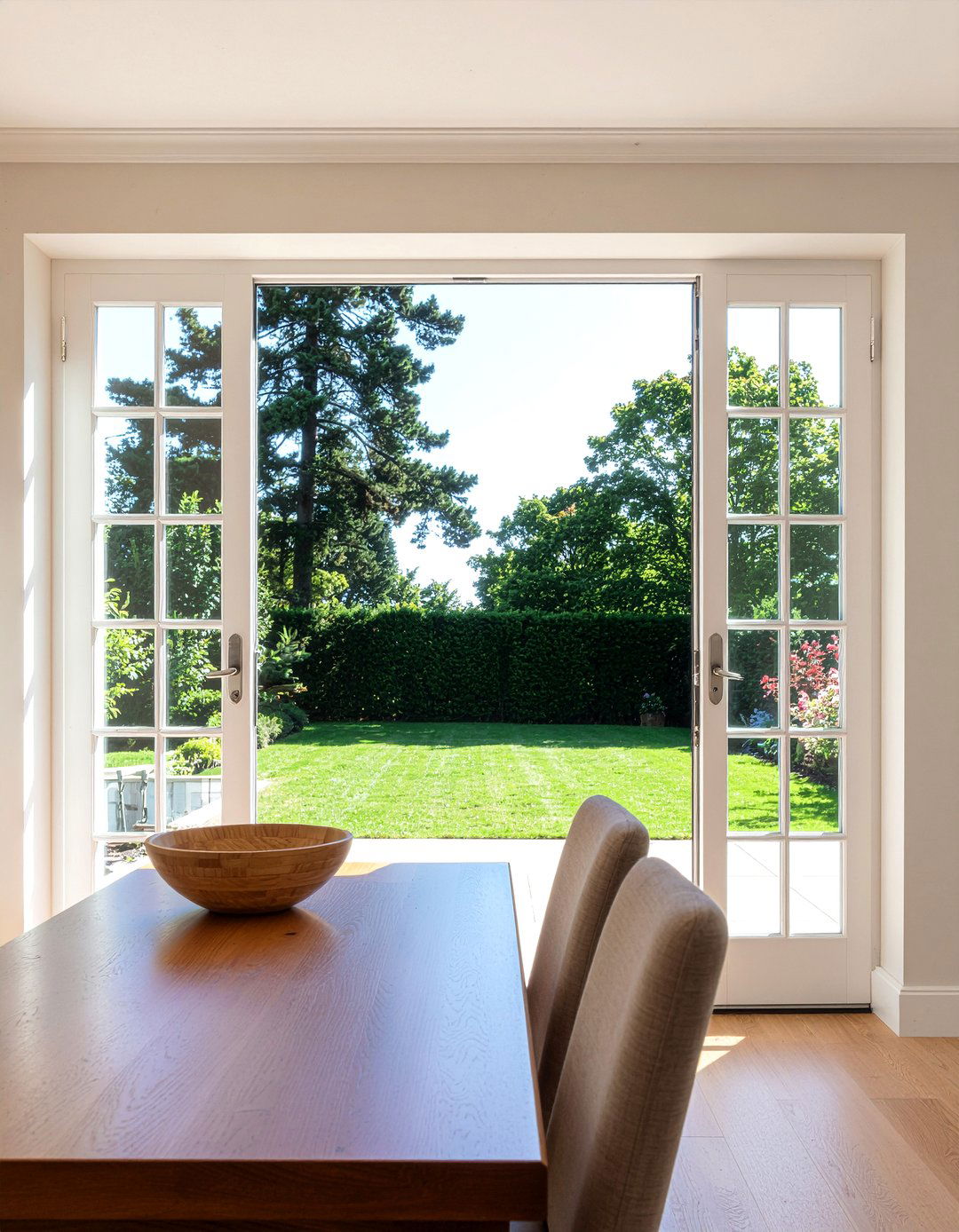 French doors dining room - 30 restored dining room ideas