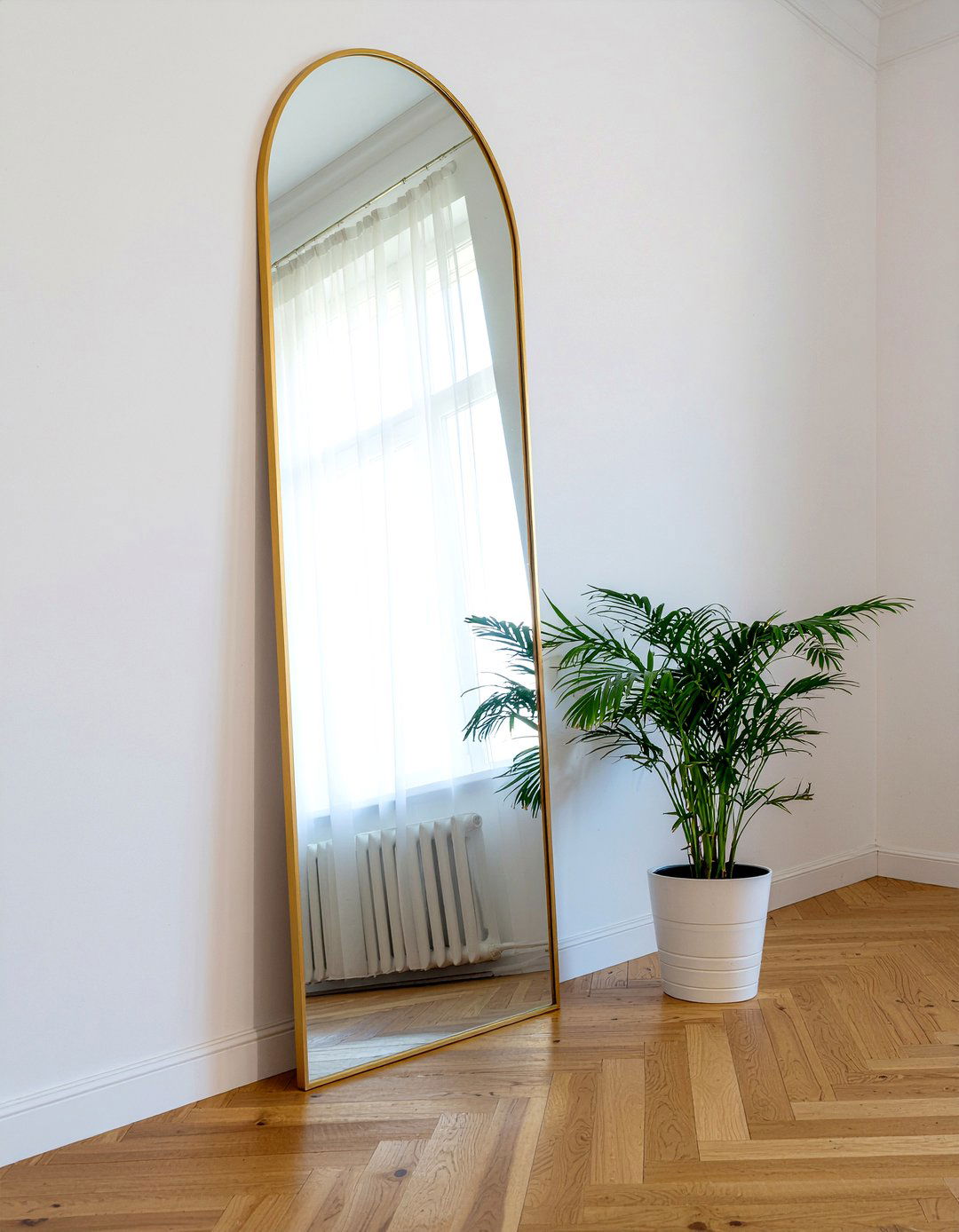 Full length mirror - 30 tween bedroom ideas