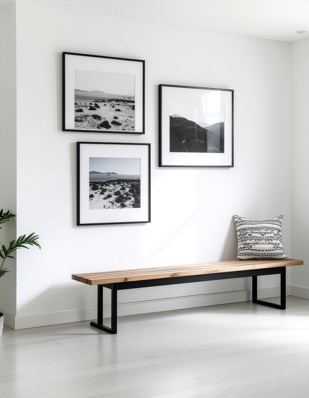 Gallery Wall Layout - 30 focal point ideas