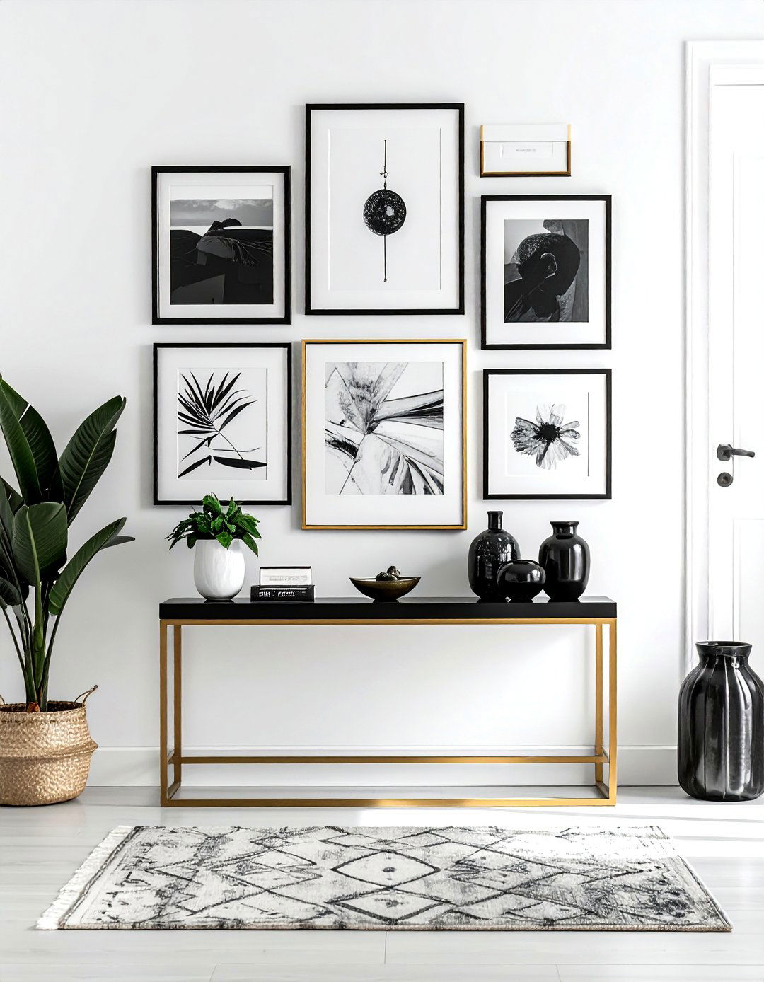 Gallery wall - 30 timeless decor ideas