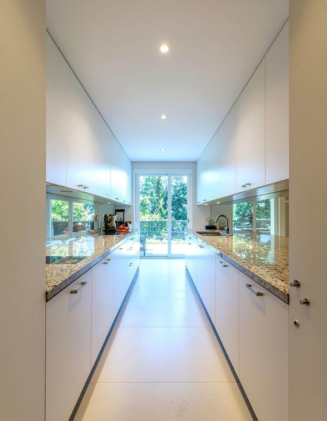 Galley Kitchen Layout - 30 parade of homes kitchen ideas